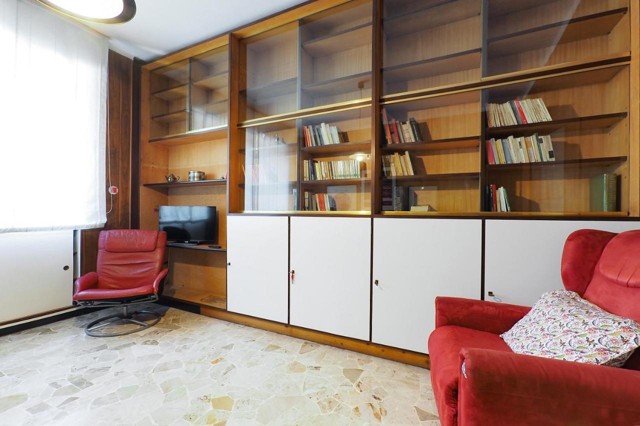 Primopiano - Tolmezzo Apartment Milan Exterior photo